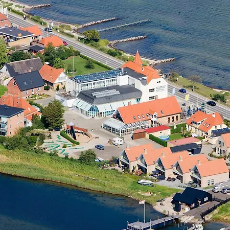 4 Person On A In Appartement Hejls