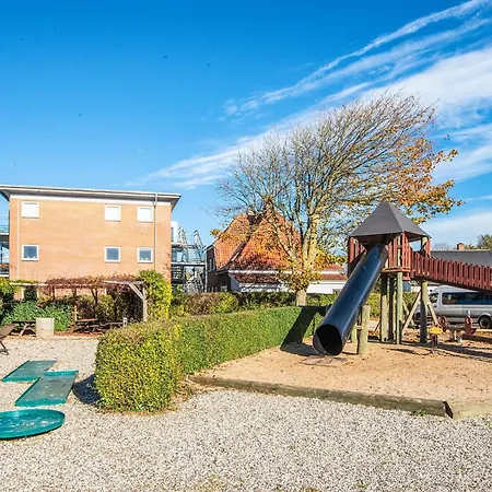 Apartamento 4 Person On A In Hejls