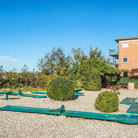 4 Person On A In Apartamento *