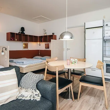 Apartment 4 Person On A In *