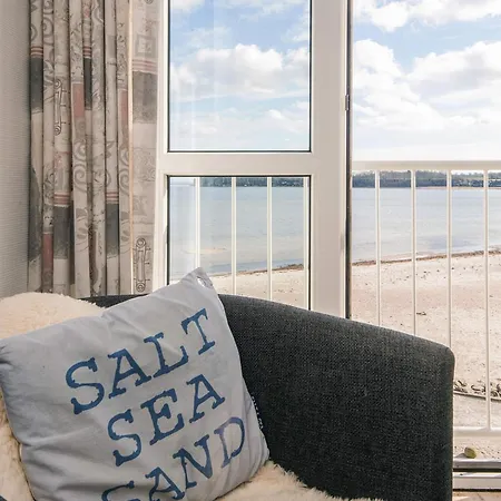 4 Person On A In * Hejls