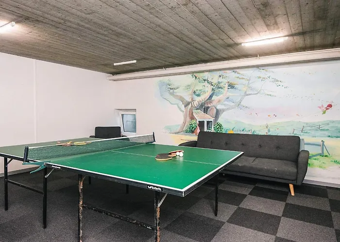 4 Person On A In Appartamento *